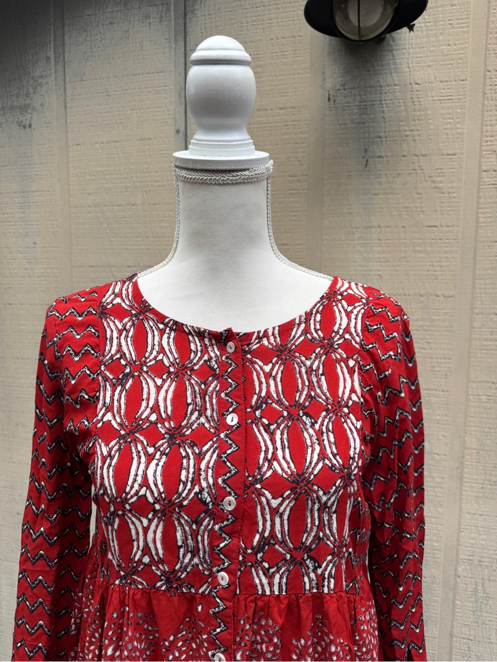 Max Red Patterned Button-Front Mini Dress - Picture 3 of 10